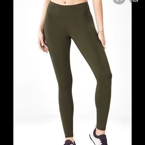 Fabletics Mid Rise Powerhold Leggings 7/8